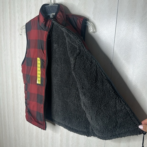 🆕 BUFFALO Kids' Reversible Vest Black/Red Checker Size (7-8) Black/Red/Gray - Picture 5 of 6